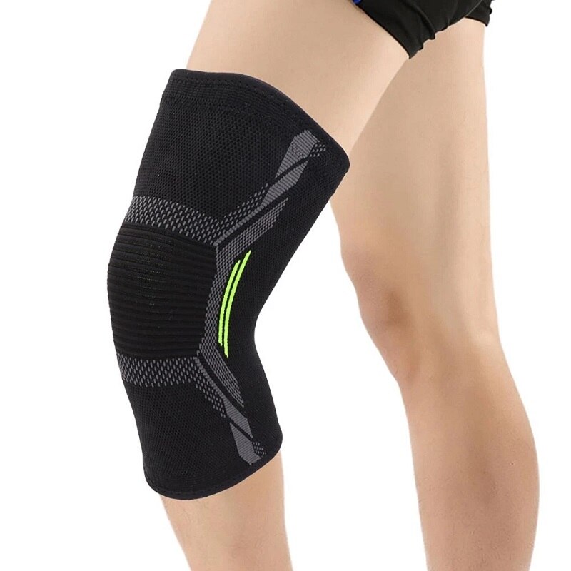 Single Knee Pad Knitted Nylon  - مراجعة Running Gear In The Cold وسعره