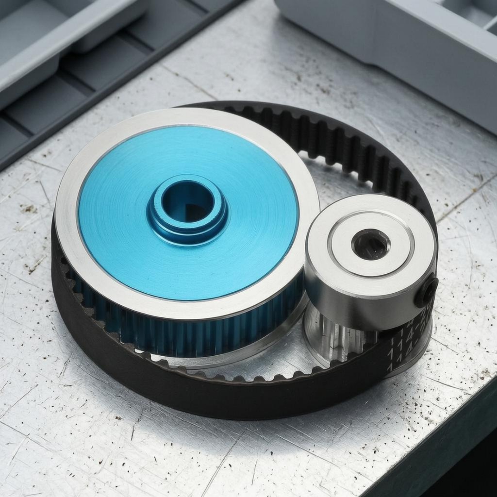 TT02 Belt Drive 57-Tooth Belt  - مراجعة Running Gear وسعره
